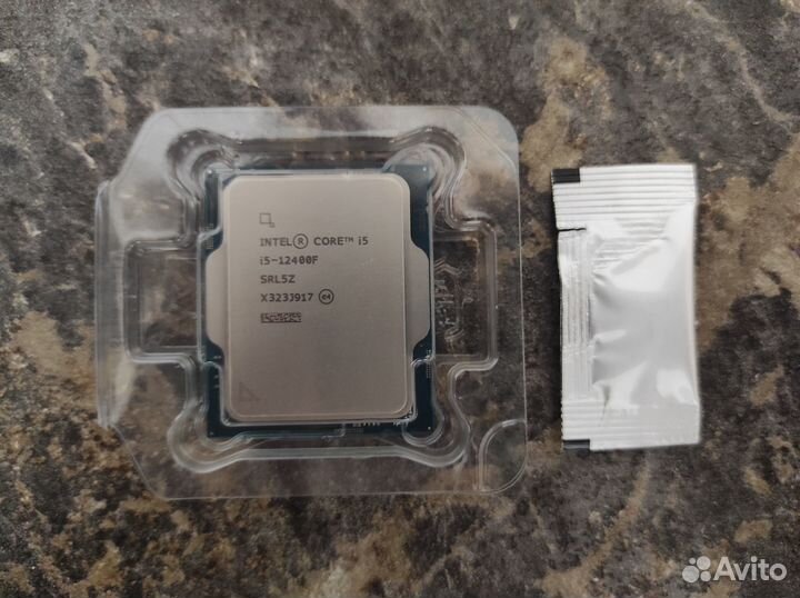 Топовый Intel i5 12400F, новый