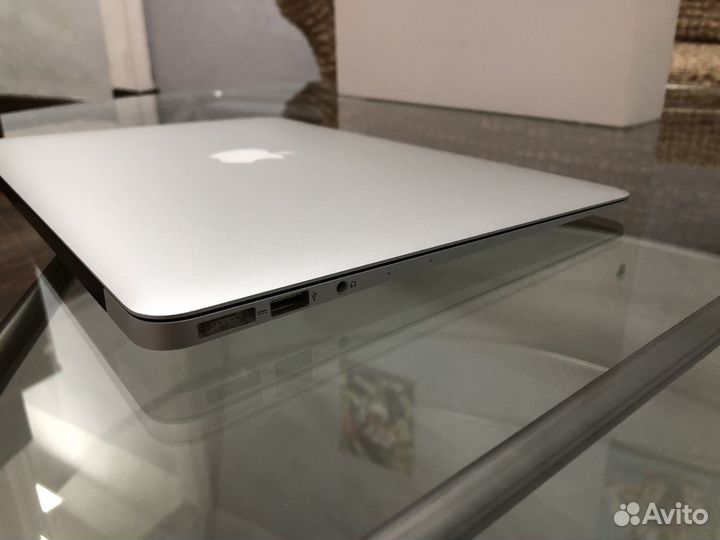 Macbook Air 13 2017/АКБ 100%/Комплект