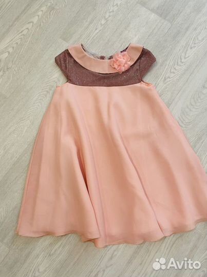 Нарядное платье для девочки