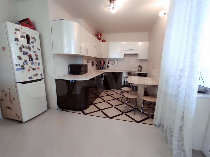 3-к. квартира, 92,1 м², 8/25 эт.