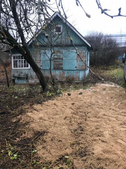 Дача 20 м² на участке 4 сот.