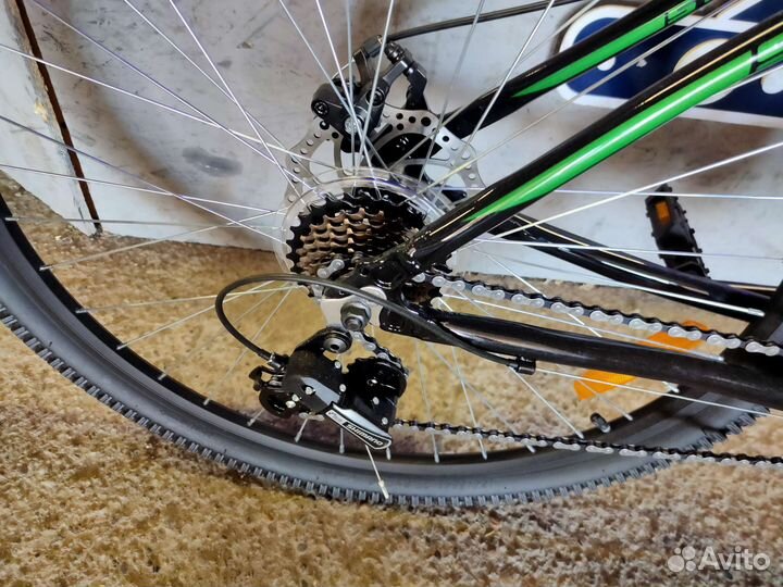 Stark'22 Respect 26.1 D черный/зеленый 18