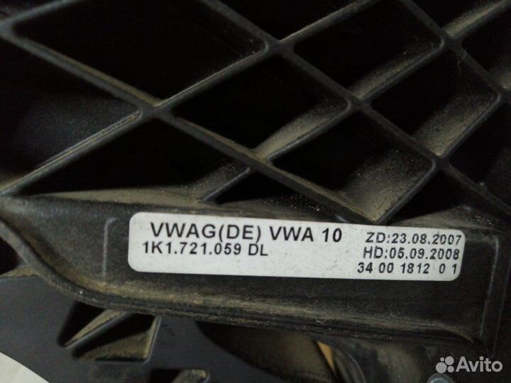 Педаль сцепления Skoda Octavia A5 1Z3 1.4 cgga