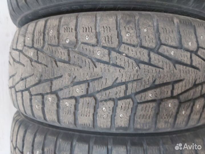 Nokian Tyres Hakkapeliitta 7 215/55 R18 23M