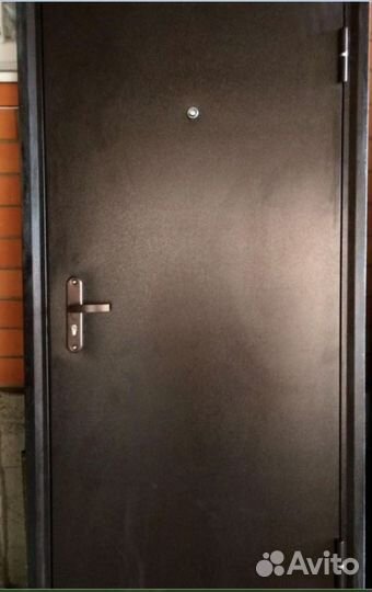 Дверь входная металлическая