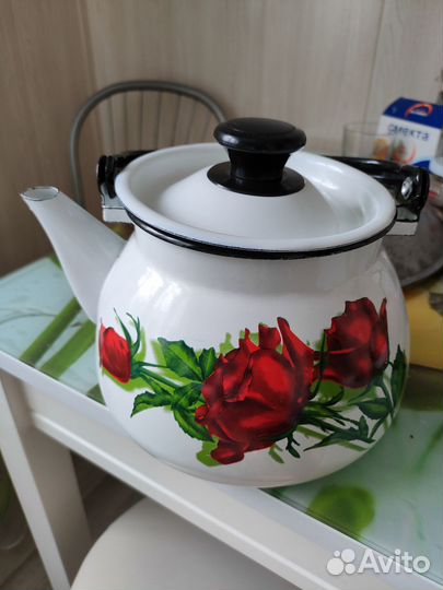 Чайник эмалированный новый