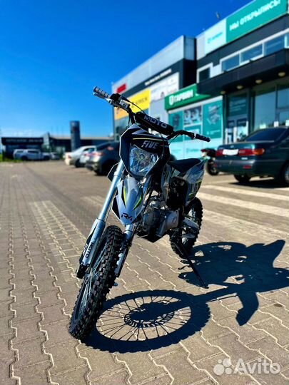 Питбайк Regulmoto Five EM 125 кубов полуавтомат