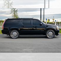 Cadillac Escalade 6.2 AT, 2006, 300 000 км, с пробегом, цена 1 900 000 руб.