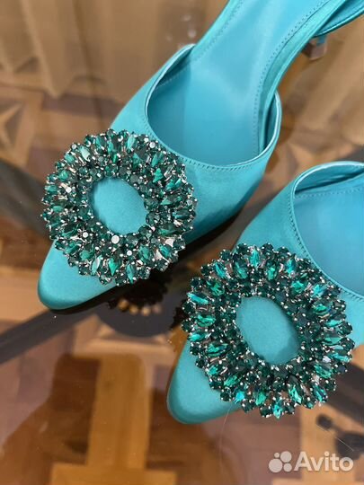 Uterque босоножки. Новые