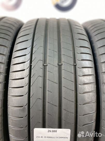 Pirelli Scorpion 255/45 R19 98Y