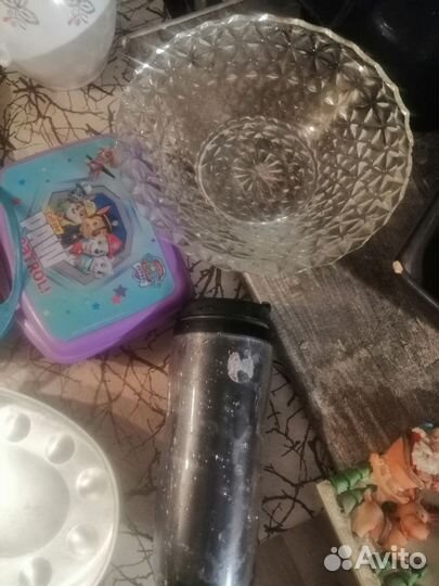 Посуда:Салатник, бокалы, стопки и т. д