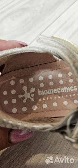 Босоножки biomecanics для девочки 27р