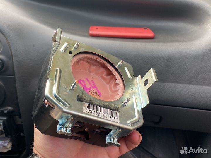 Подушка безопасности honda elysion