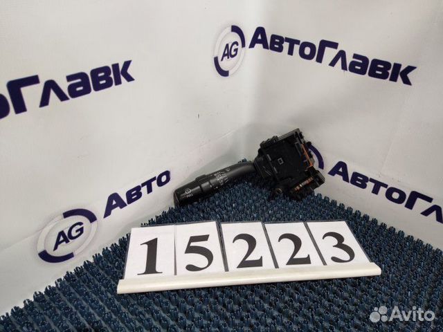 Переключатель дворников Toyota Avensis