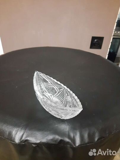 Хрустальная ваза