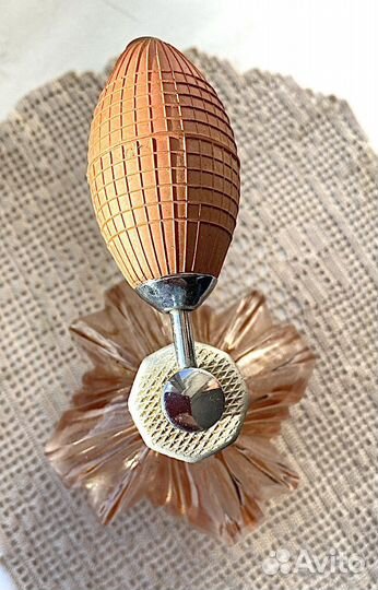 Цветное стекло-флакон для духов, розетки винтаж