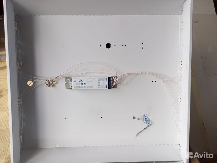 Светильник потолочный 4х18