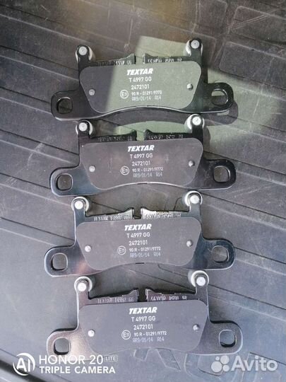 Тормозные колодки на Порше