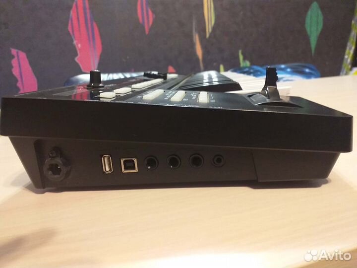 Клавишный синтезатор Roland XPS-10