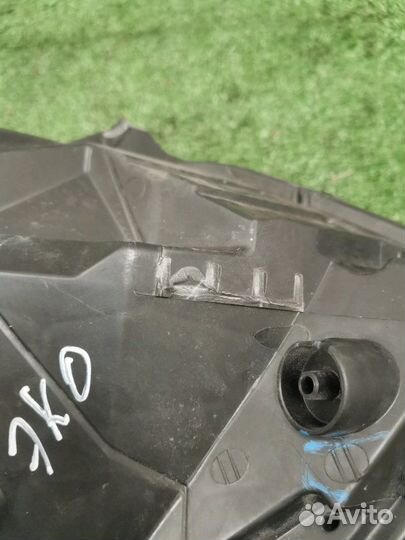 Фара галогеновая передняя правая Ford Ecosport 1.5