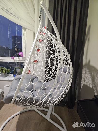 Подвесное кресло кокон из ротанга