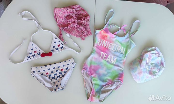 Купальники, головные уборы лето девочкам