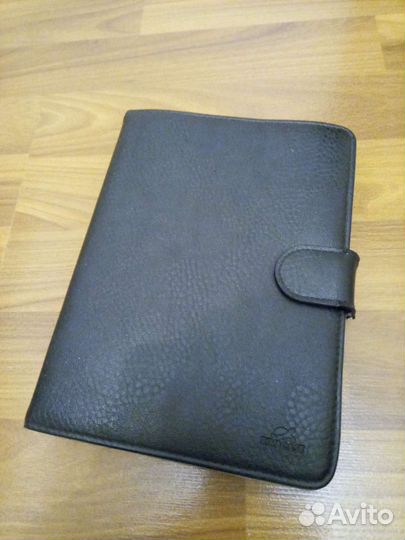 Чехол книжка кожаная для планшета Rivacase