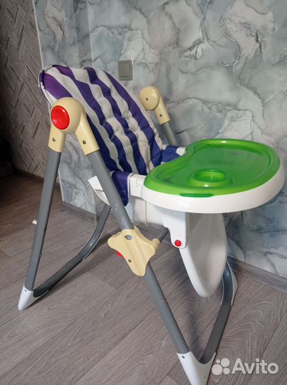 Стульчик для кормления capella