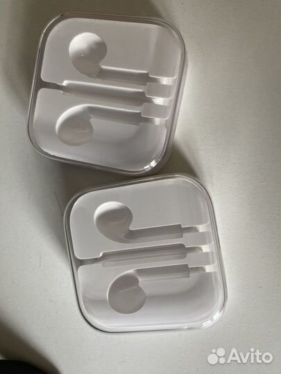 Коробка от наушников earpods