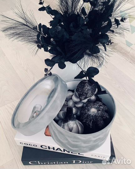 Интерьерное украшение