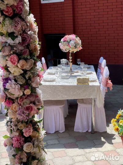 Столы и стулья с посудой на прокат и в аренду