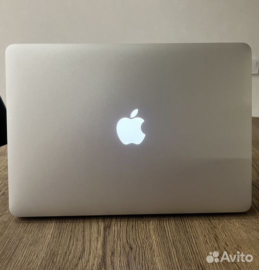 Apple MacBook Air 2017 (i5/8gb/128gb)