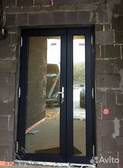 Пластиковая дверь 120х210 107