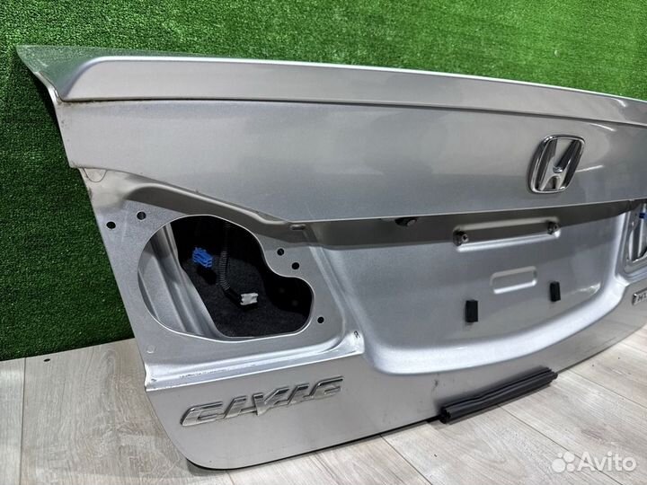 Крышка багажника Honda Civic 4D