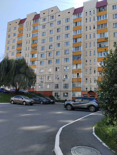 3-к. квартира, 65 м², 4/9 эт.