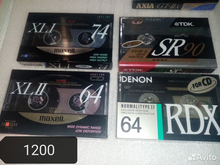 Новые запечатанные аудиокассеты из Японии