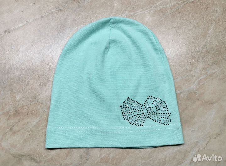 Шапки для девочки теплые + легкие на 6-10 лет
