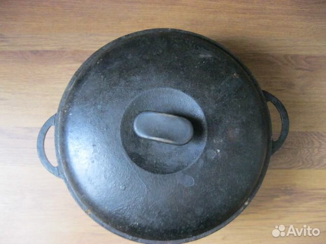 Чугунная сковорода большая