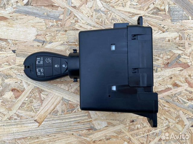 Замок зажигания Chrysler Grand Voyager 5 2008