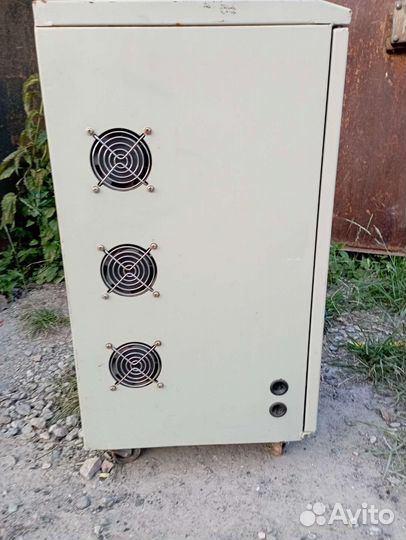 Трёх фазный напряжения