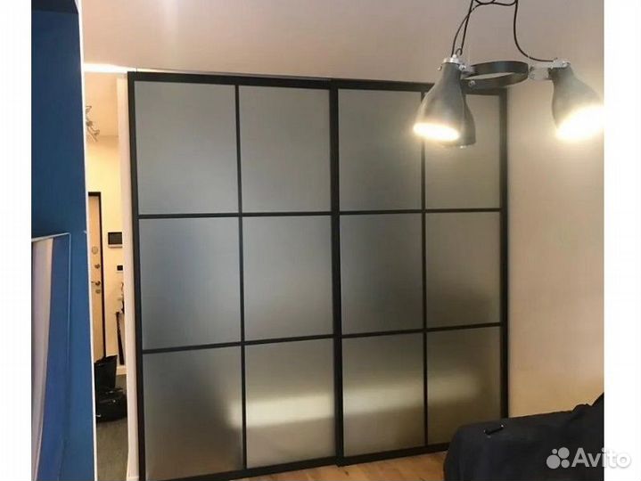 Двери купе в нишу