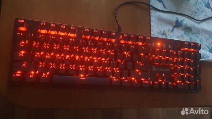 Клавиатура A4tech Bloody B800