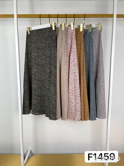 Юбка летняя легкая новая с разрезом 42-46