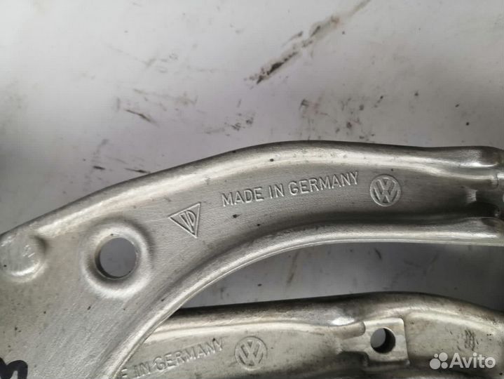 Audi Q7 Touareg 07- Передний верхний рычаг LH RH