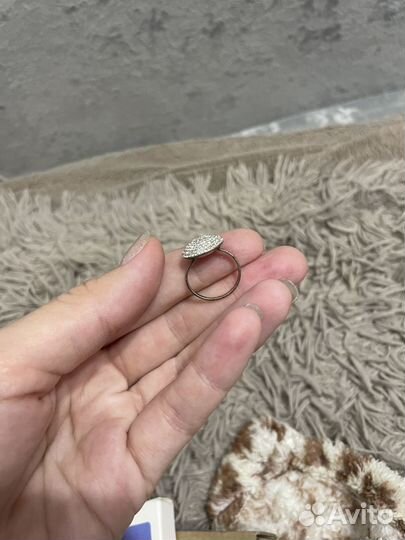 Серебряное кольцо