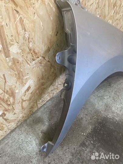 Крыло переднее правое Peugeot 5008 2012