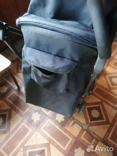 Продам коляску трость