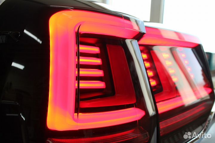 Land Cruiser 200 2016+ Тюнинг Стоп Сигналы M8VB1