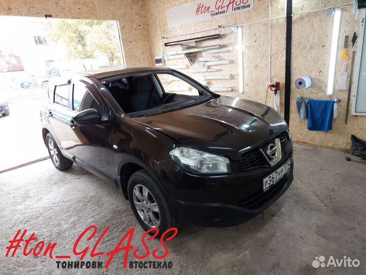 Лобовое стекло на Nissan Qashqai в Уфе