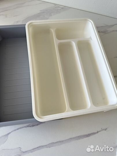 Лоток для столовых приборов